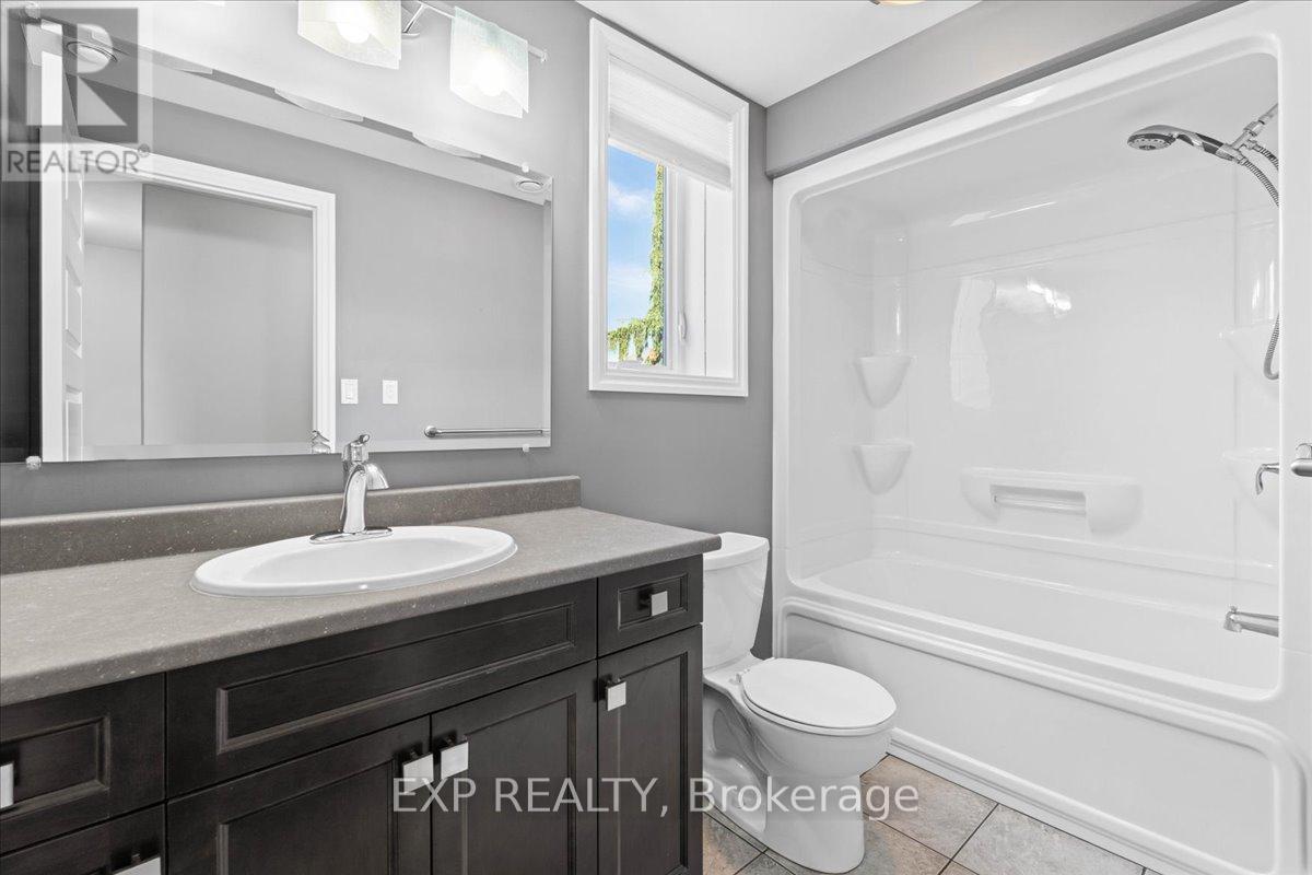 79 Hanover Court, Belleville, Ontario  K8N 0B1 - Photo 29 - X12459115