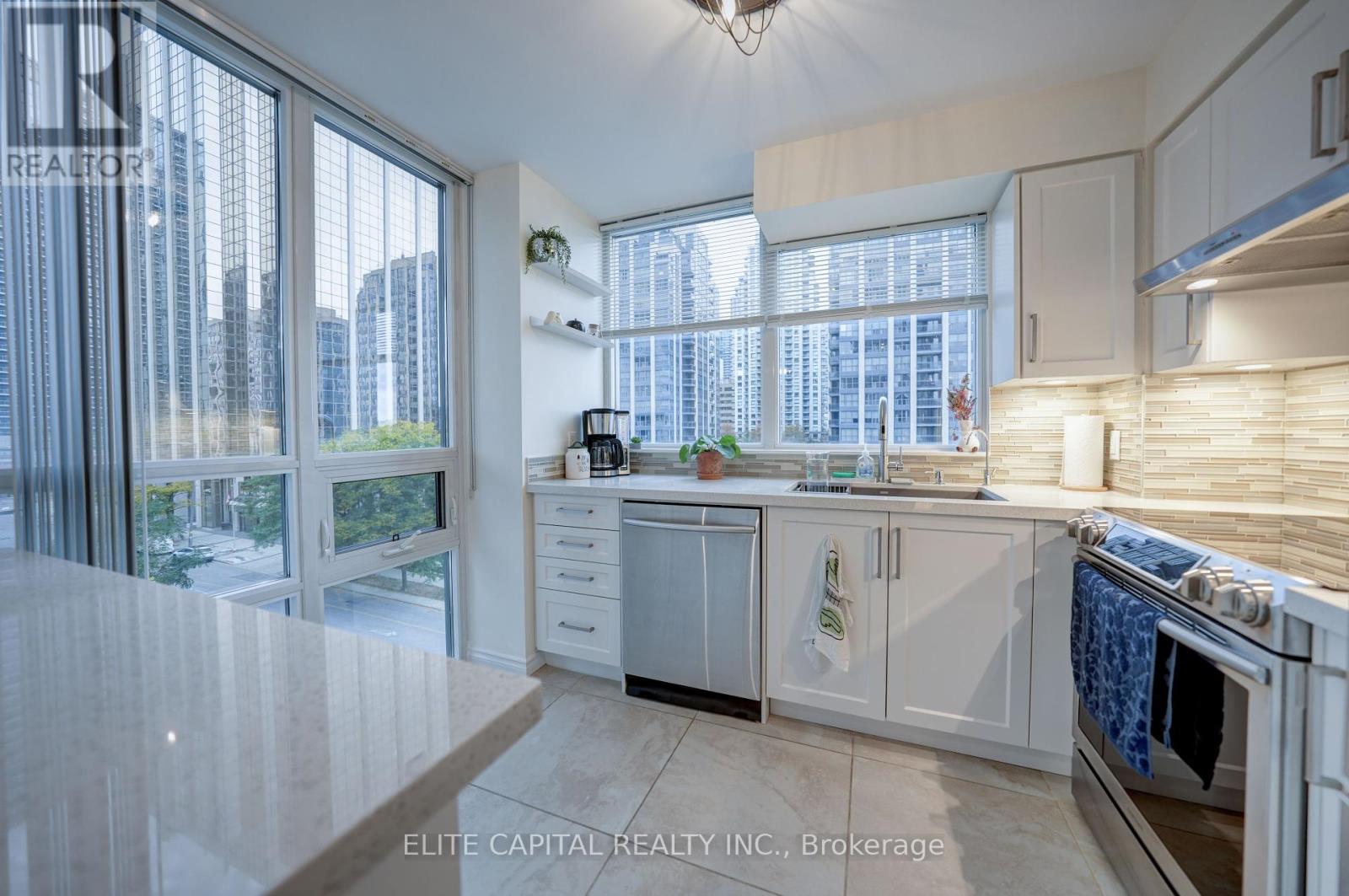 619 - 35 Hollywood Avenue, Toronto, Ontario  M2N 0A9 - Photo 6 - C12459107