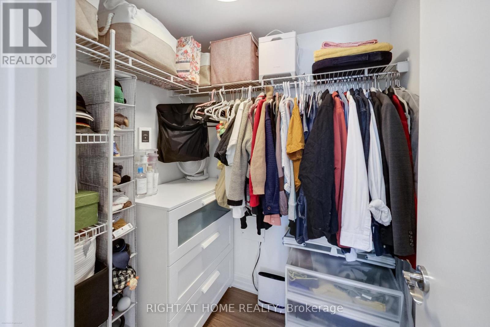 Lph02 - 16 Harrison Garden Boulevard, Toronto, Ontario  M2N 7J6 - Photo 23 - C12459121