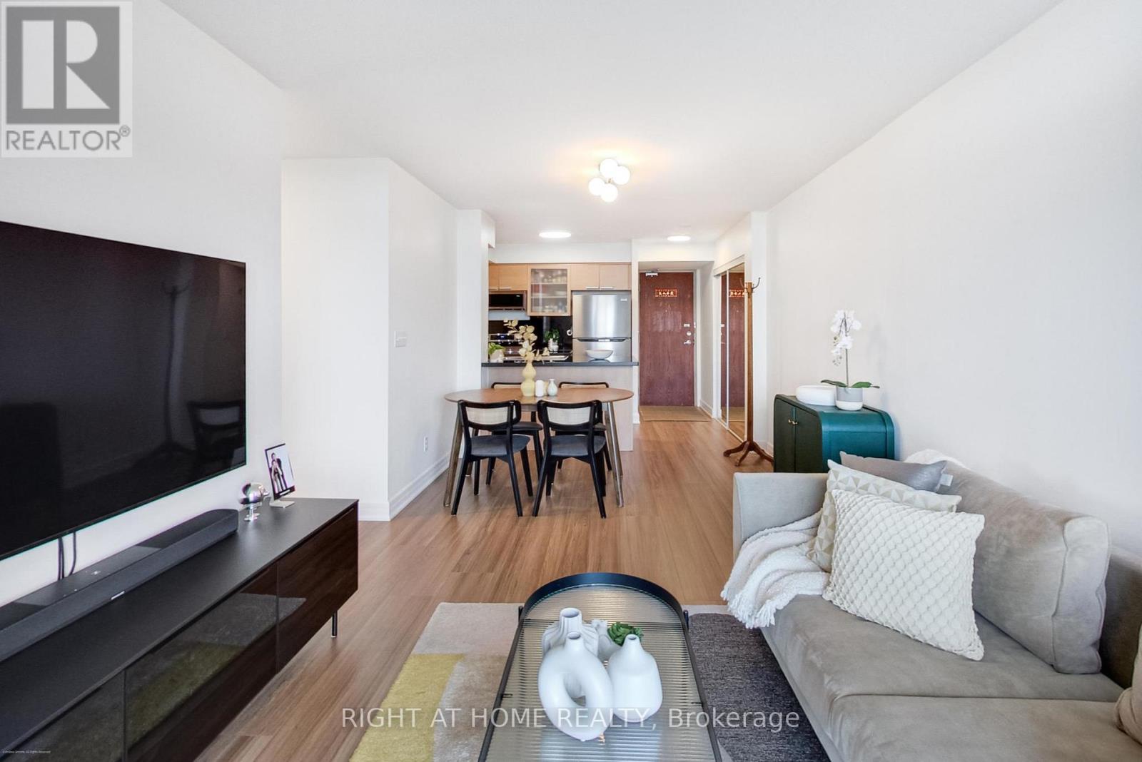 Lph02 - 16 Harrison Garden Boulevard, Toronto, Ontario  M2N 7J6 - Photo 7 - C12459121