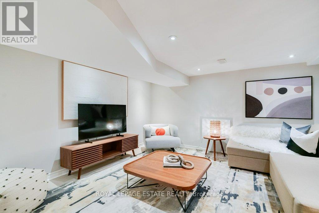331 Scarborough Road, Toronto, Ontario  M4E 3M9 - Photo 27 - E12459119