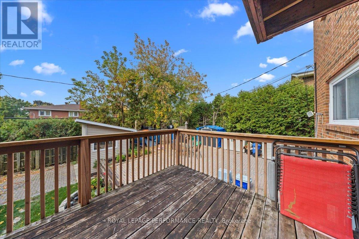 1702 Russell Road, Ottawa, Ontario  K1G 0M9 - Photo 10 - X12459125