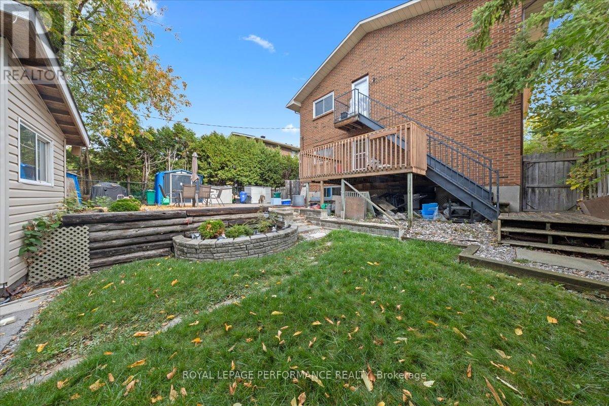 1702 Russell Road, Ottawa, Ontario  K1G 0M9 - Photo 41 - X12459125