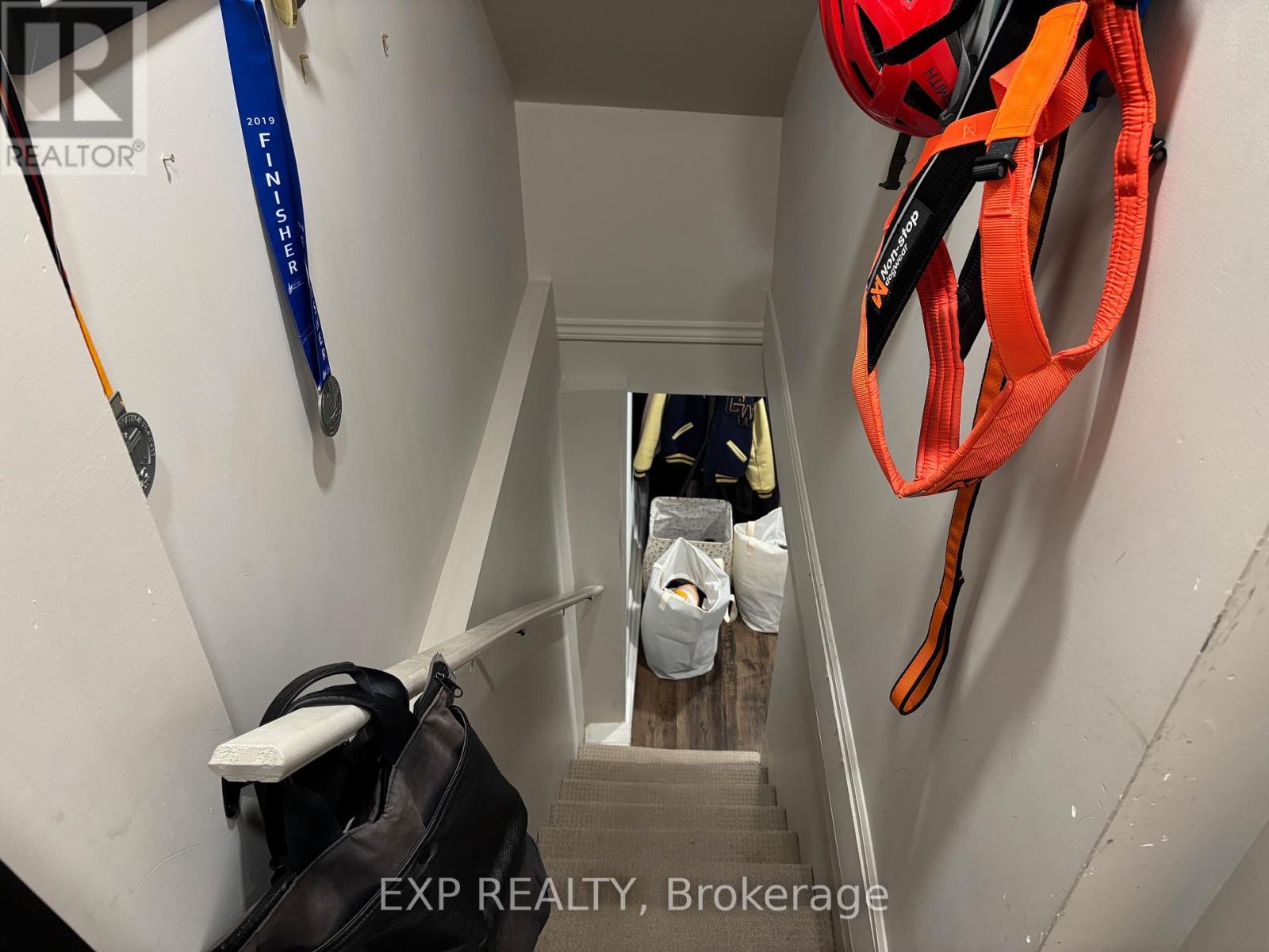 Main - 163 Wentworth Street N, Hamilton, Ontario  L8L 5V6 - Photo 17 - X12459123
