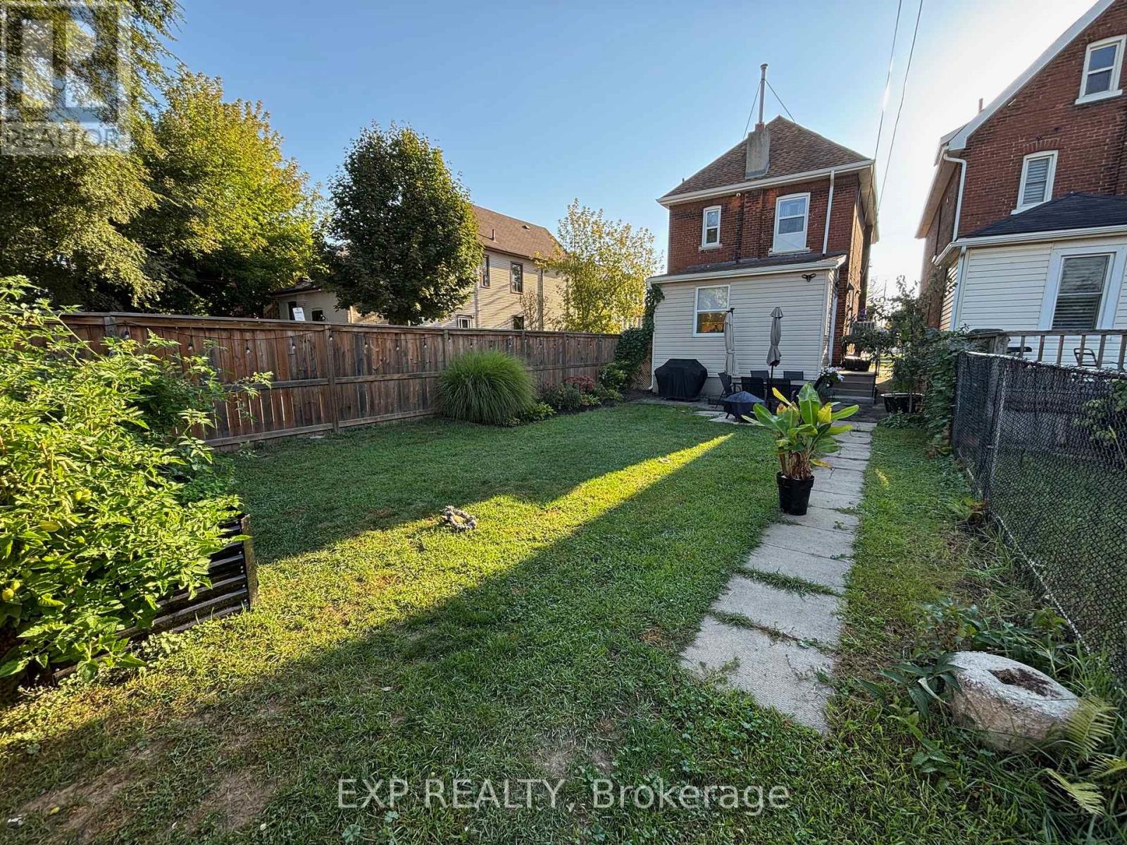 Main - 163 Wentworth Street N, Hamilton, Ontario  L8L 5V6 - Photo 22 - X12459123