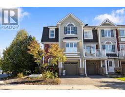 211 BENSINGER WAY, Ottawa, Ontario