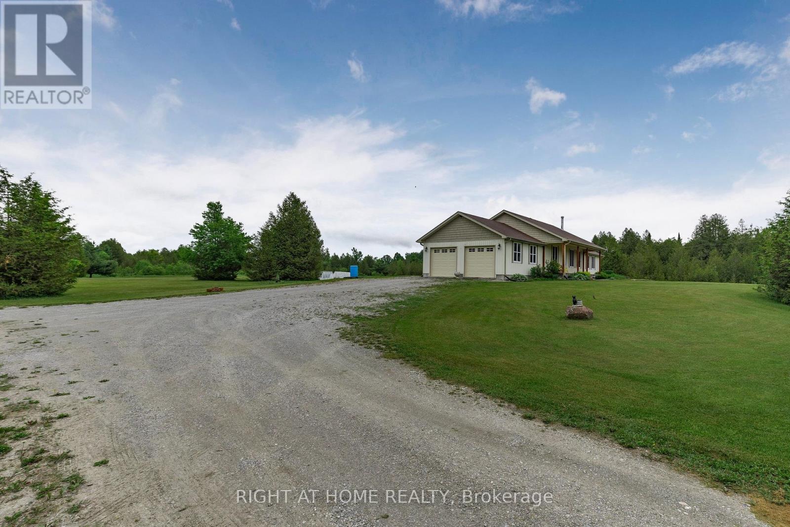 371 Digby Laxton Boundary Road, Kawartha Lakes, Ontario  K0M 2B0 - Photo 3 - X12456064