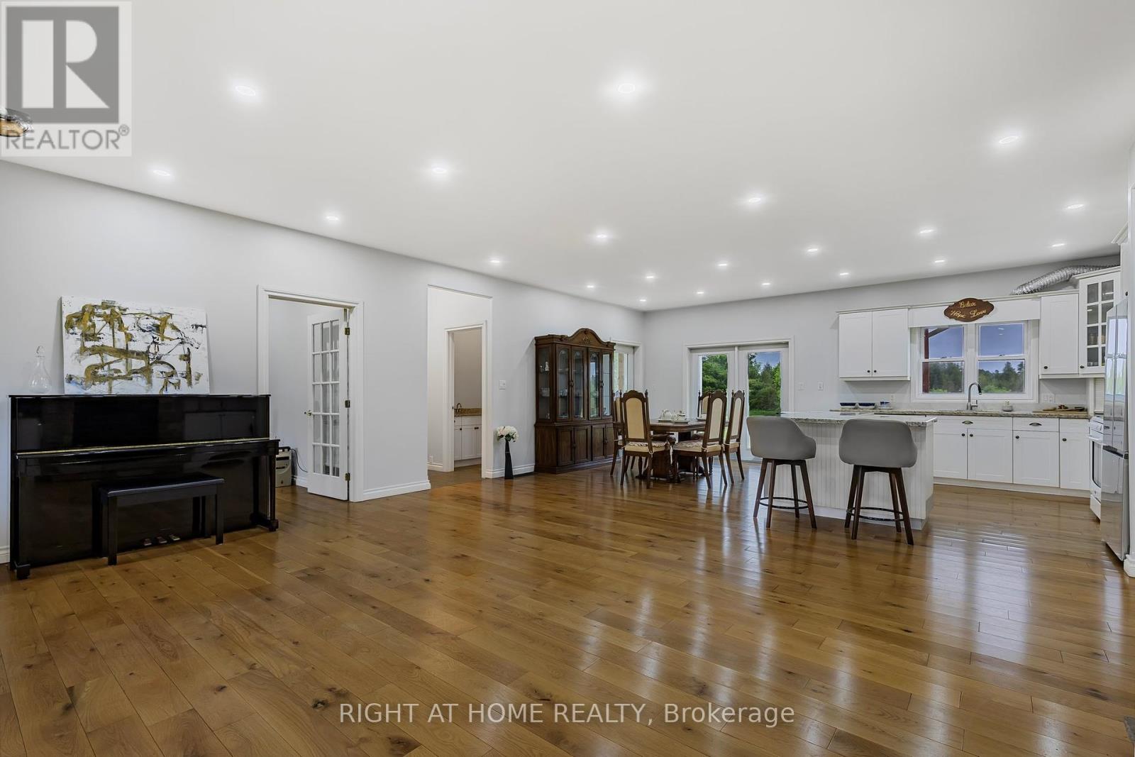 371 Digby Laxton Boundary Road, Kawartha Lakes, Ontario  K0M 2B0 - Photo 6 - X12456064