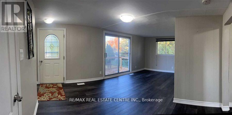 13314 Highway 7 Road, Halton Hills, Ontario  L7G 4S4 - Photo 4 - W12459127