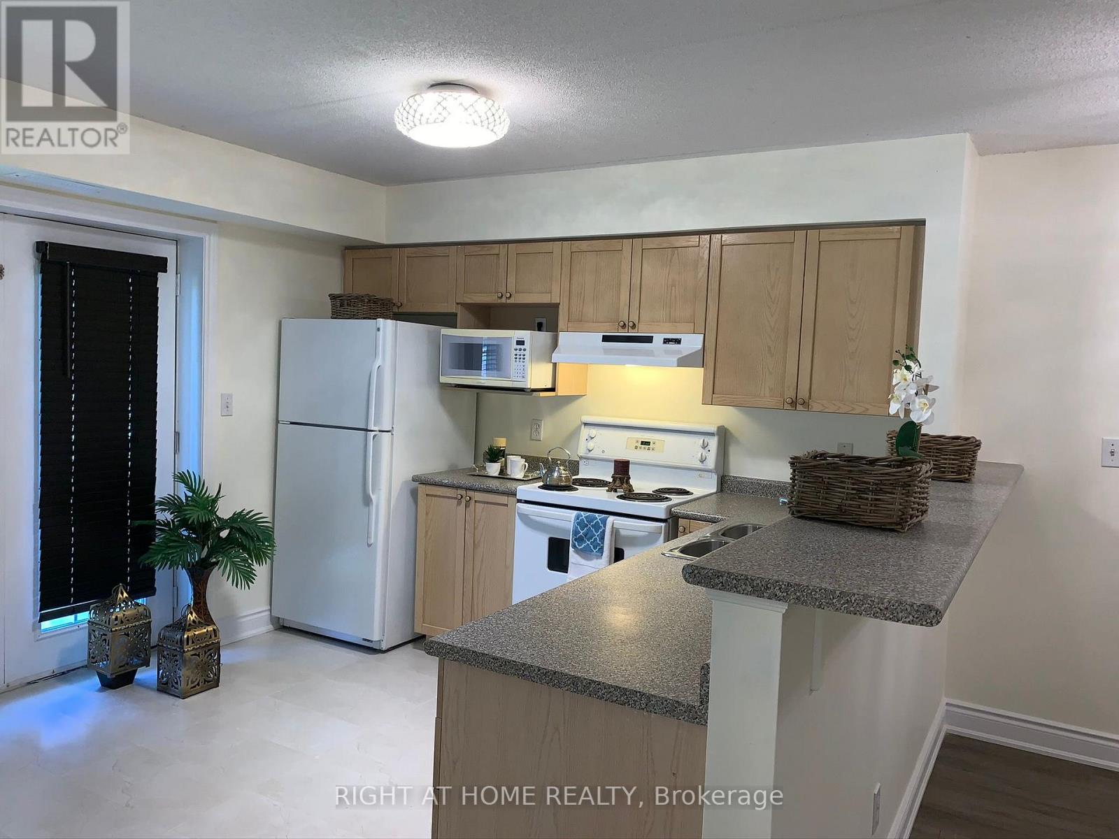 105 - 1480 Bishops Gate E, Oakville, Ontario  L6M 4N4 - Photo 18 - W12459130