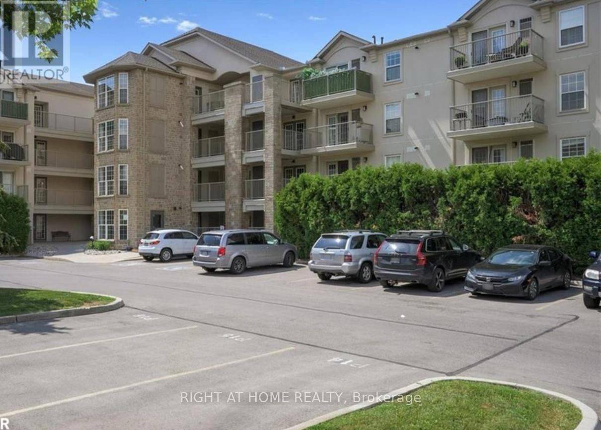 105 - 1480 Bishops Gate E, Oakville, Ontario  L6M 4N4 - Photo 36 - W12459130