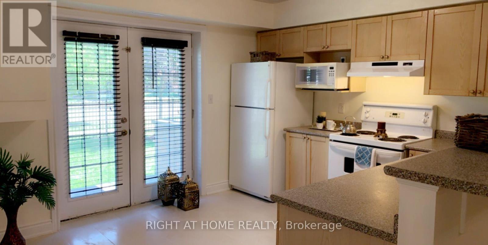105 - 1480 Bishops Gate E, Oakville, Ontario  L6M 4N4 - Photo 7 - W12459130