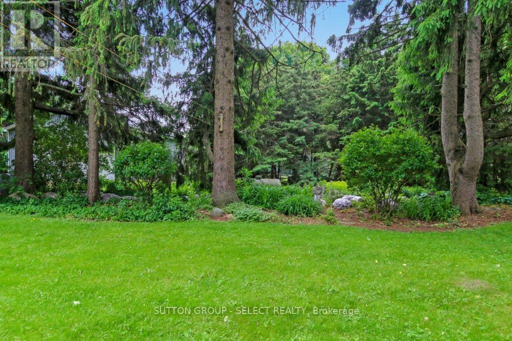 23471 Heritage Road, Thames Centre, Ontario  N0M 2P0 - Photo 37 - X12456829