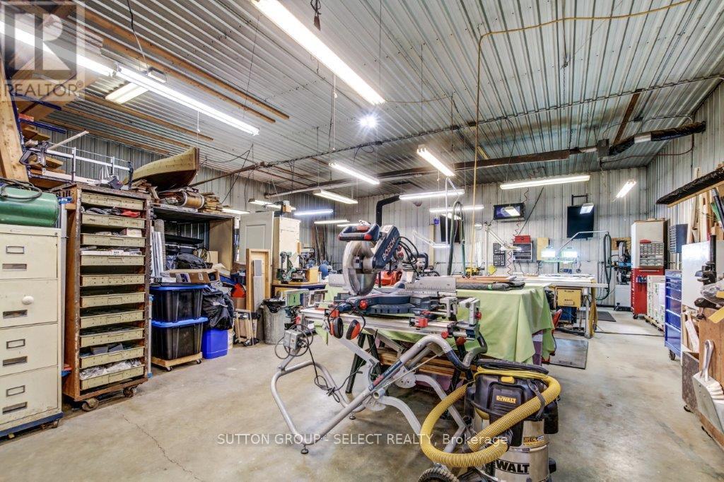 23471 Heritage Road, Thames Centre, Ontario  N0M 2P0 - Photo 8 - X12456829