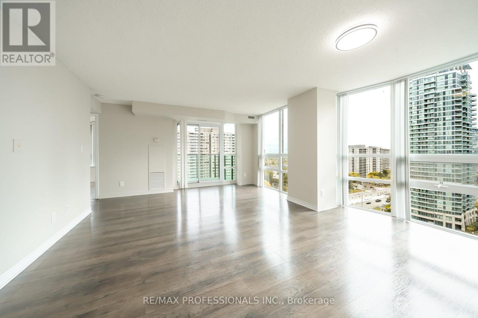 1703 - 208 Enfield Place, Mississauga, Ontario  L5B 0B8 - Photo 8 - W12459110
