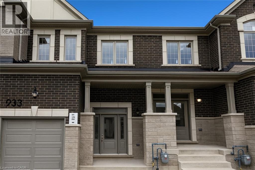933 Amand Drive, Kitchener, Ontario  N2E 3Y2 - Photo 1 - 40778571