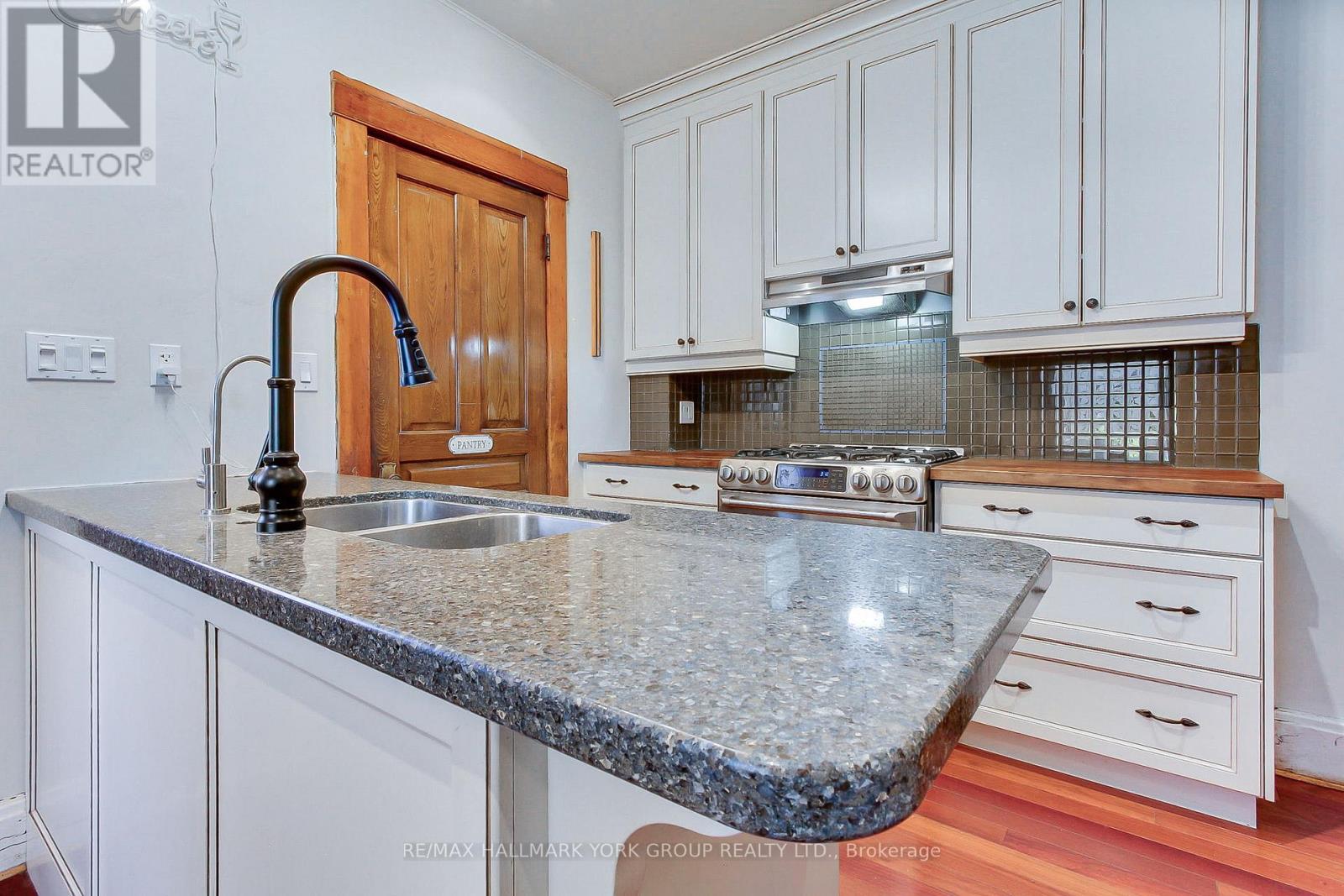 207 Waterloo Street N, Cambridge, Ontario  N3H 1N1 - Photo 18 - X12459133