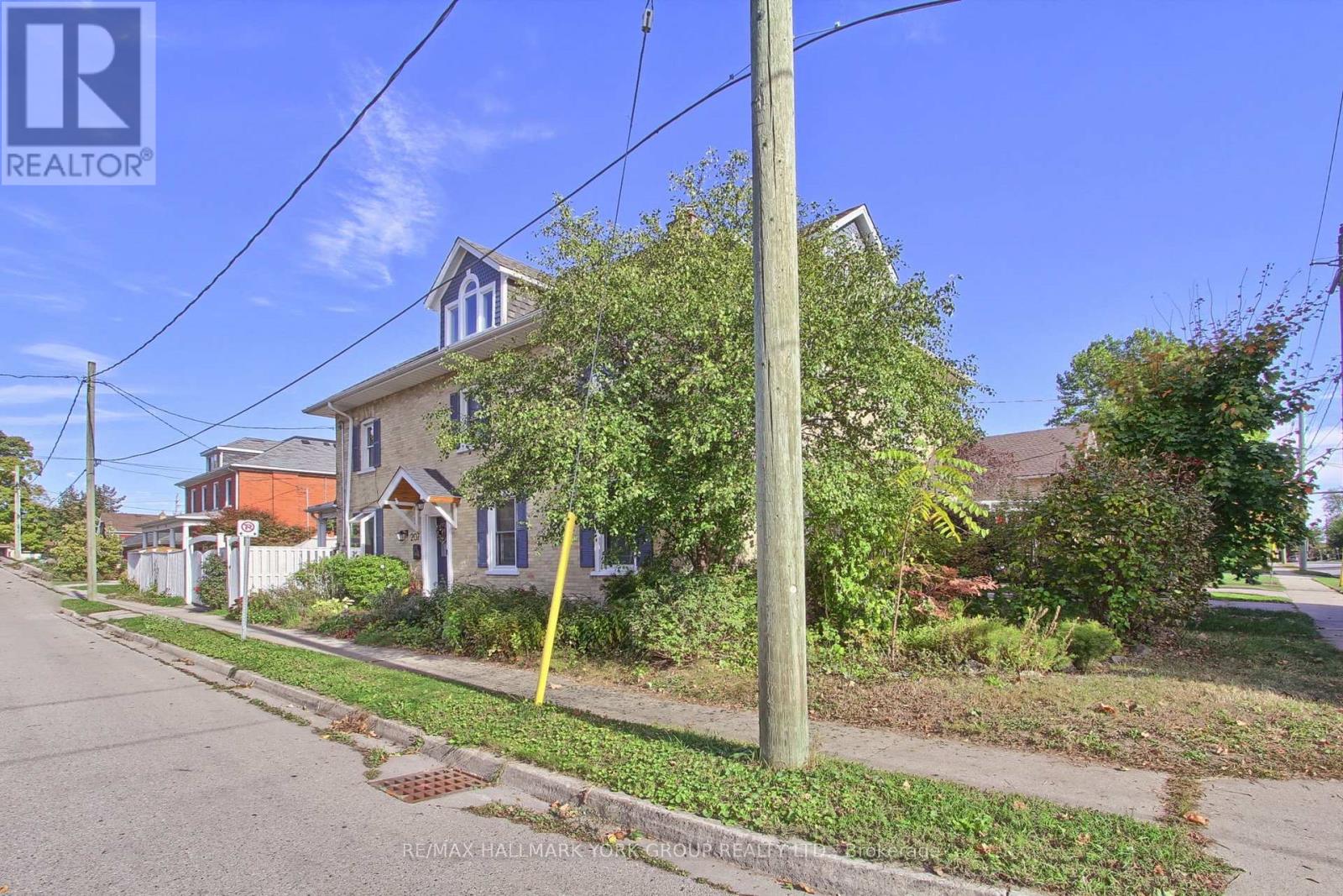 207 Waterloo Street N, Cambridge, Ontario  N3H 1N1 - Photo 6 - X12459133