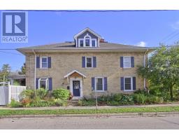 207 WATERLOO STREET N, Cambridge, Ontario