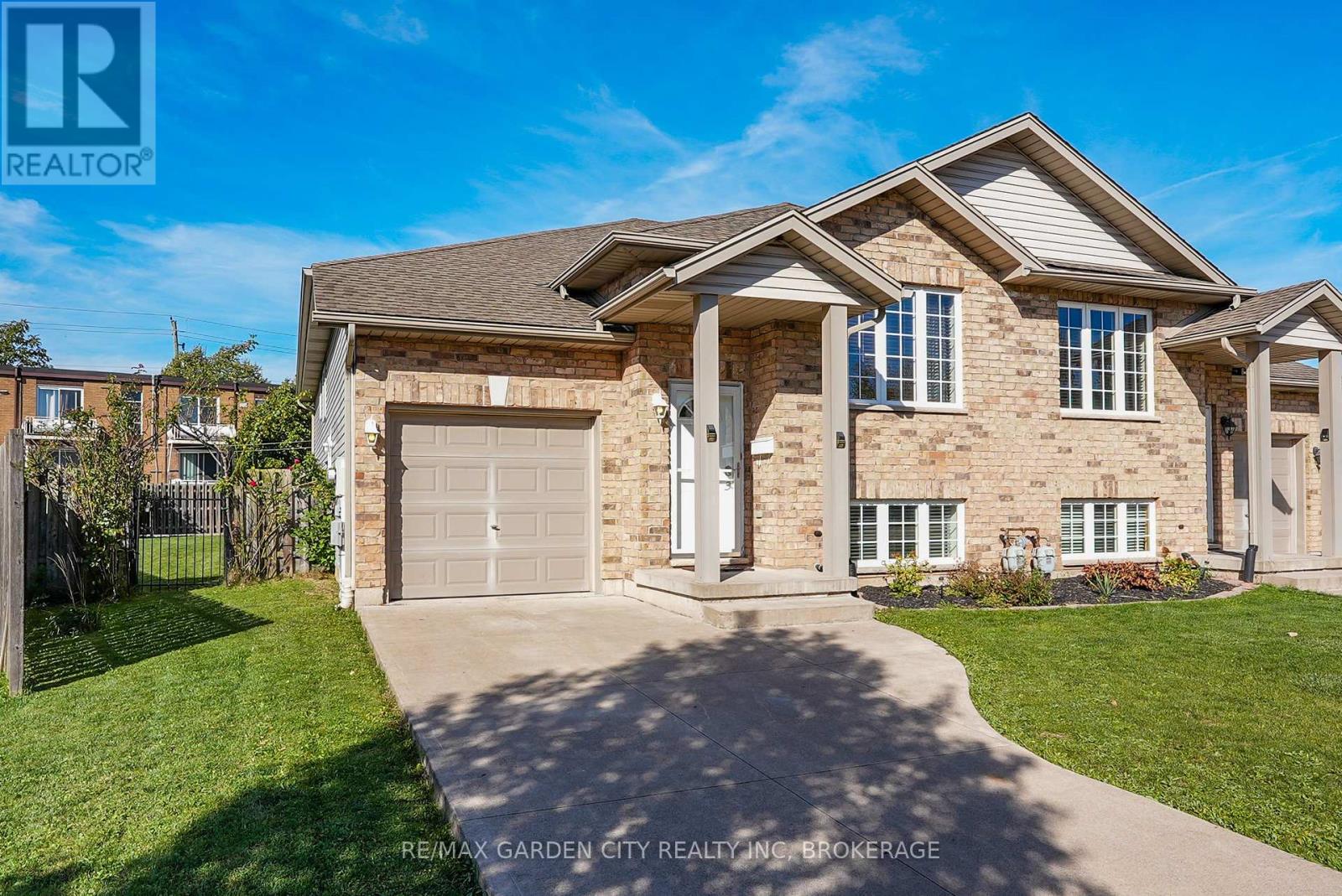 51 Nathalie Court, Welland, Ontario  L3B 6H7 - Photo 1 - X12459147