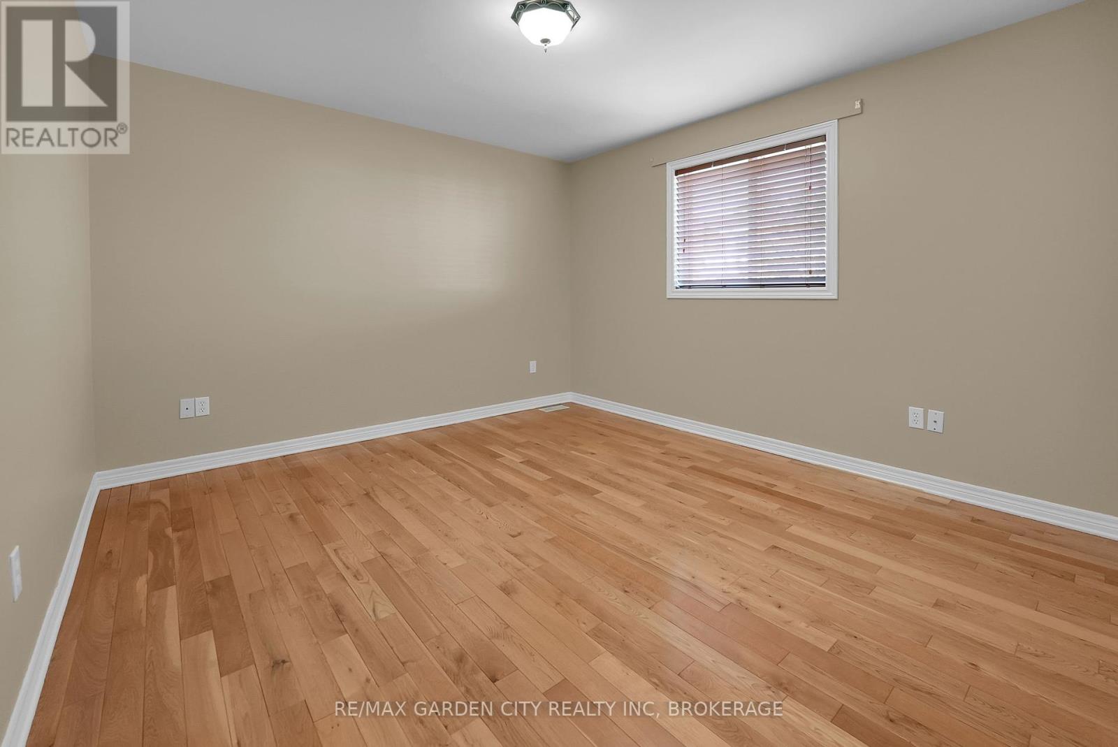 51 Nathalie Court, Welland, Ontario  L3B 6H7 - Photo 18 - X12459147