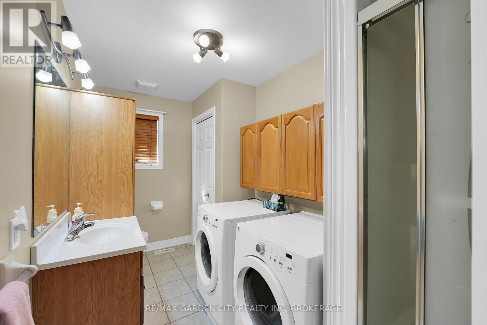 51 Nathalie Court, Welland, Ontario  L3B 6H7 - Photo 22 - X12459147