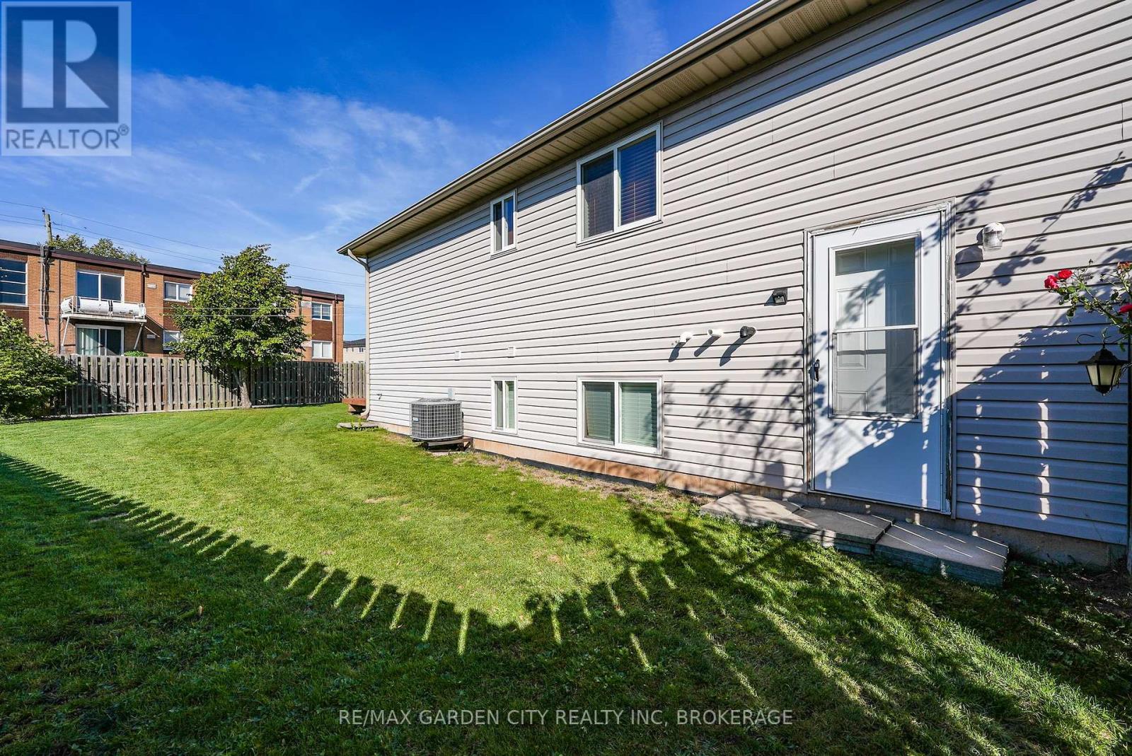 51 Nathalie Court, Welland, Ontario  L3B 6H7 - Photo 46 - X12459147