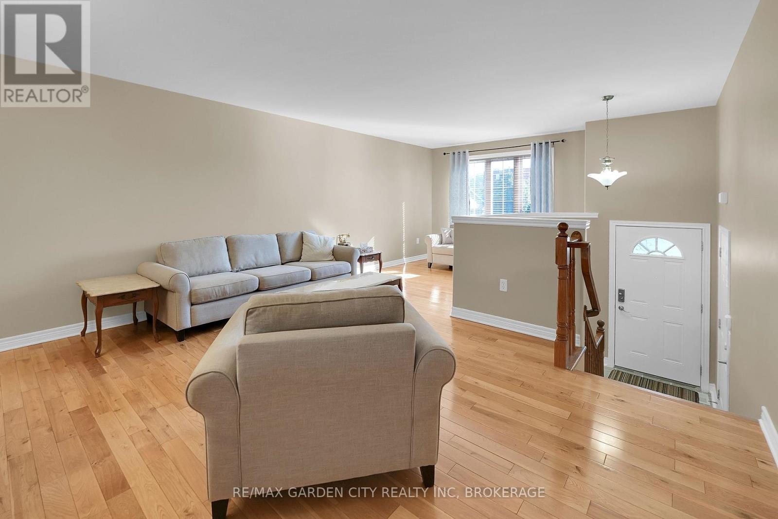 51 Nathalie Court, Welland, Ontario  L3B 6H7 - Photo 8 - X12459147