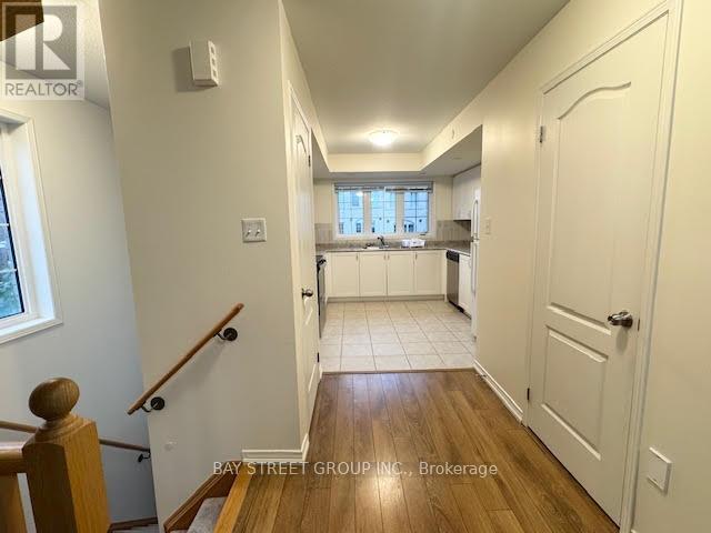2653 Eaglesham Path, Oshawa, Ontario  L1L 0M7 - Photo 11 - E12459146
