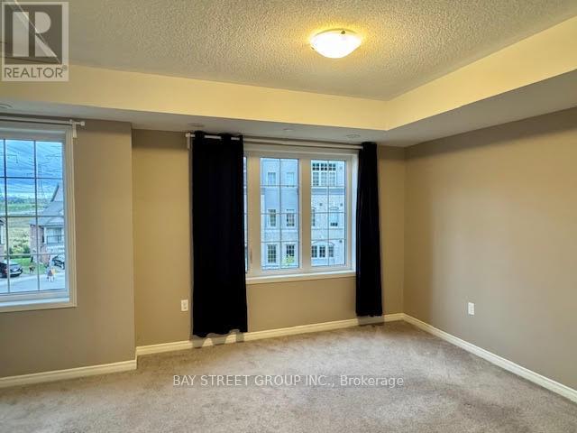 2653 Eaglesham Path, Oshawa, Ontario  L1L 0M7 - Photo 5 - E12459146