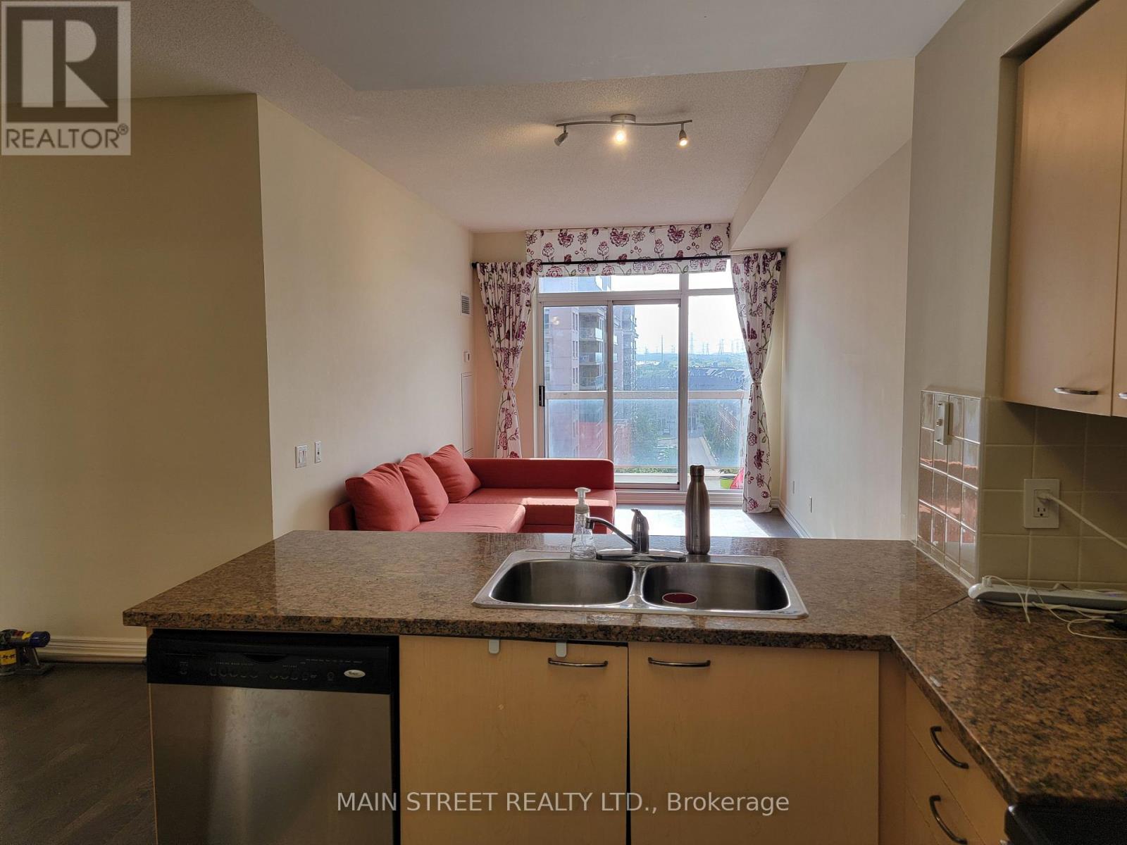 1005 - 25 Times Avenue, Markham, Ontario  L3T 7X5 - Photo 3 - N12459143