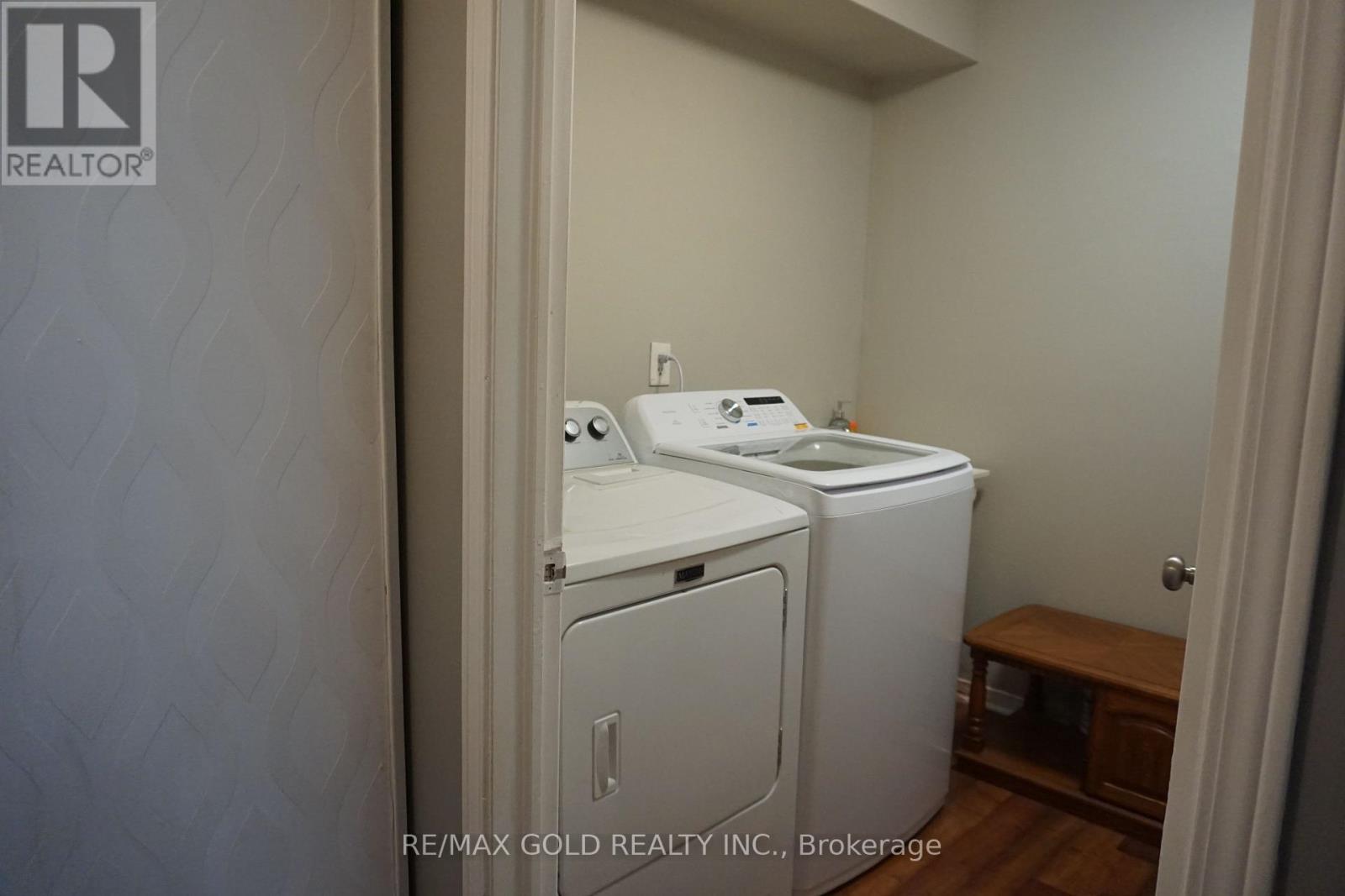2 - 9 Meadow Lane, Barrie, Ontario  L4N 6Z1 - Photo 6 - S12456999
