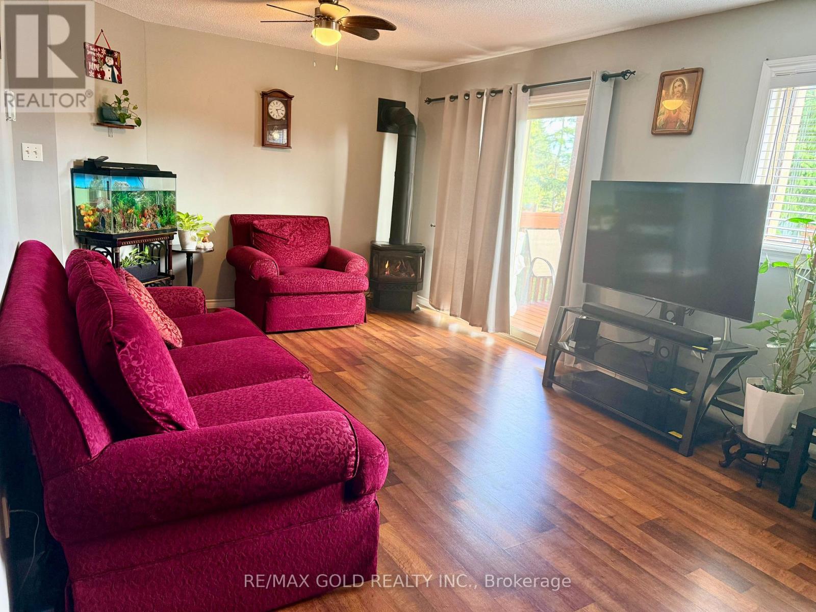 2 - 9 Meadow Lane, Barrie, Ontario  L4N 6Z1 - Photo 2 - S12456999