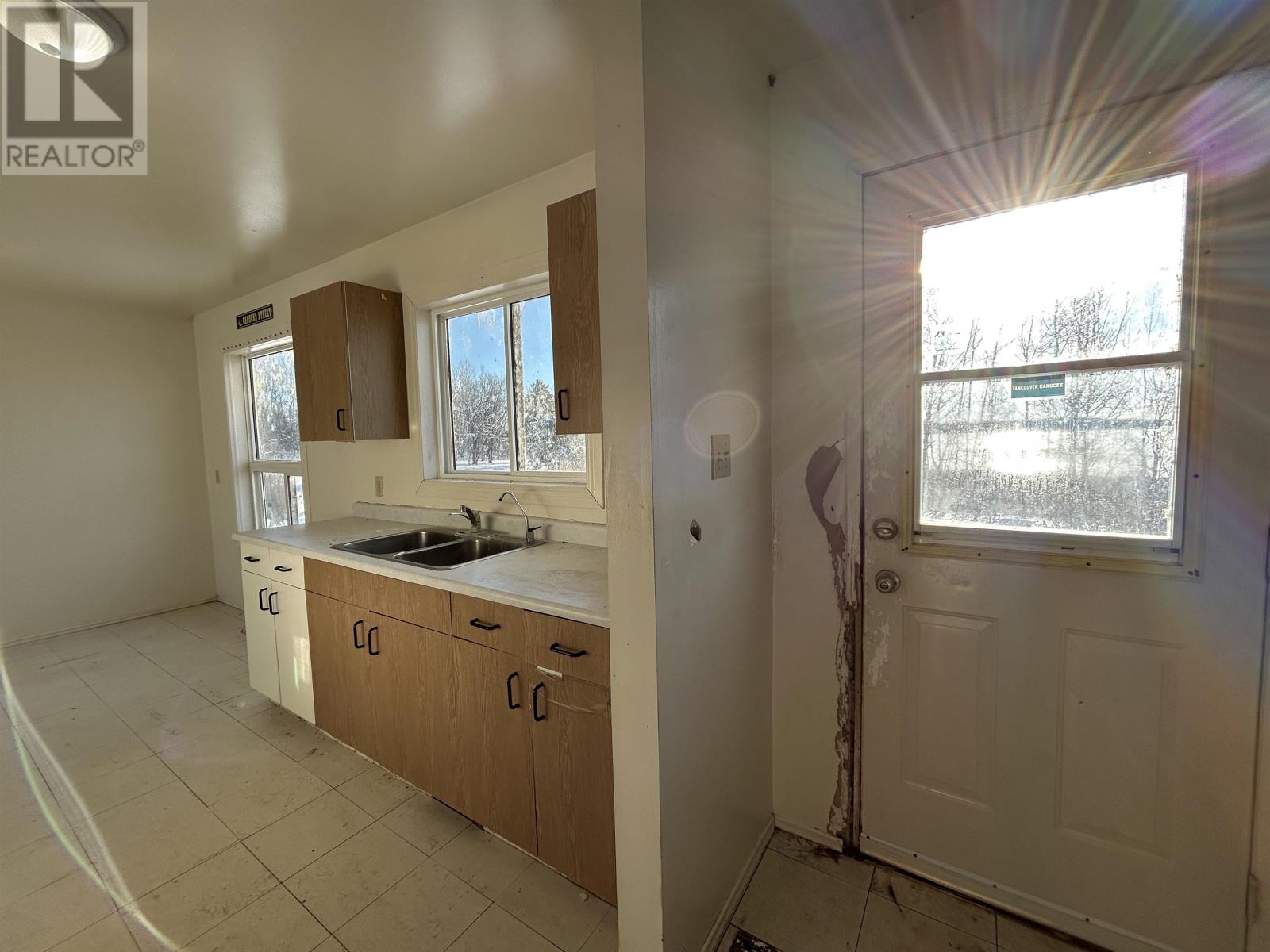 44 Eleanor Lake Rd, Morson, Ontario  P0W 1M0 - Photo 14 - TB252799