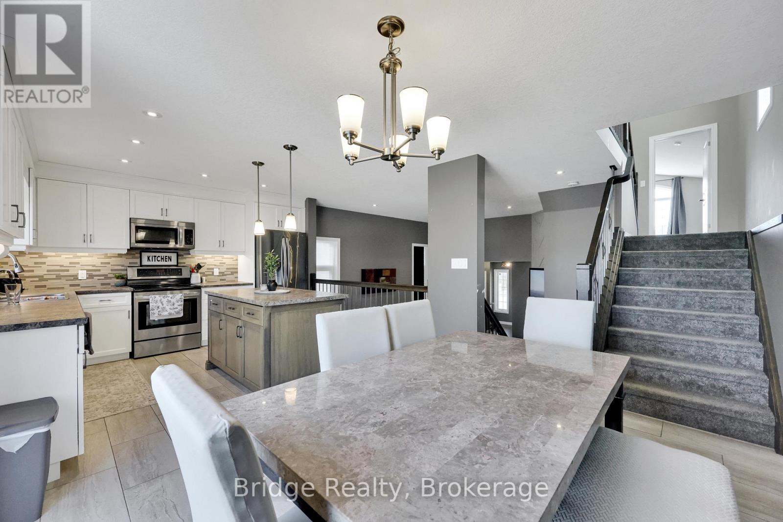 58 Pearl Street, Tillsonburg, Ontario  N4G 0A3 - Photo 14 - X12459155