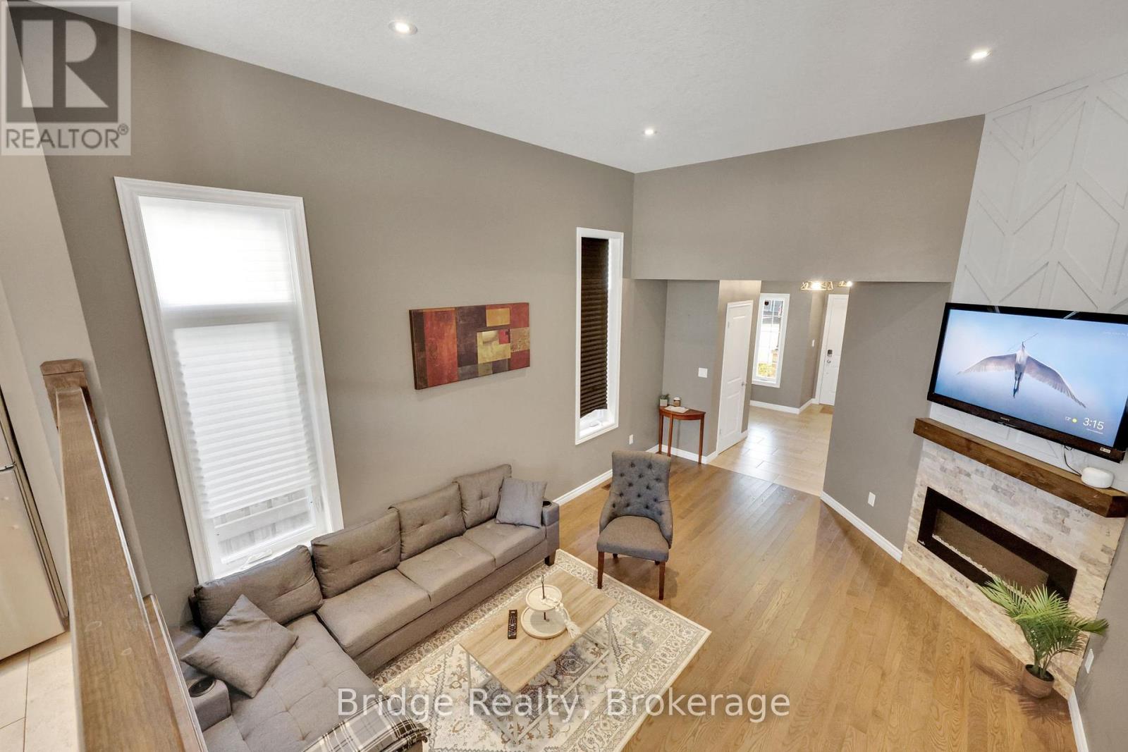 58 Pearl Street, Tillsonburg, Ontario  N4G 0A3 - Photo 16 - X12459155