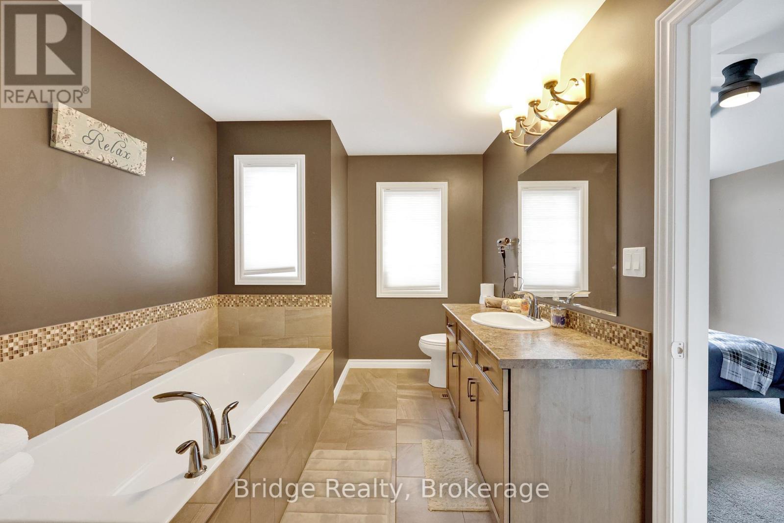 58 Pearl Street, Tillsonburg, Ontario  N4G 0A3 - Photo 28 - X12459155