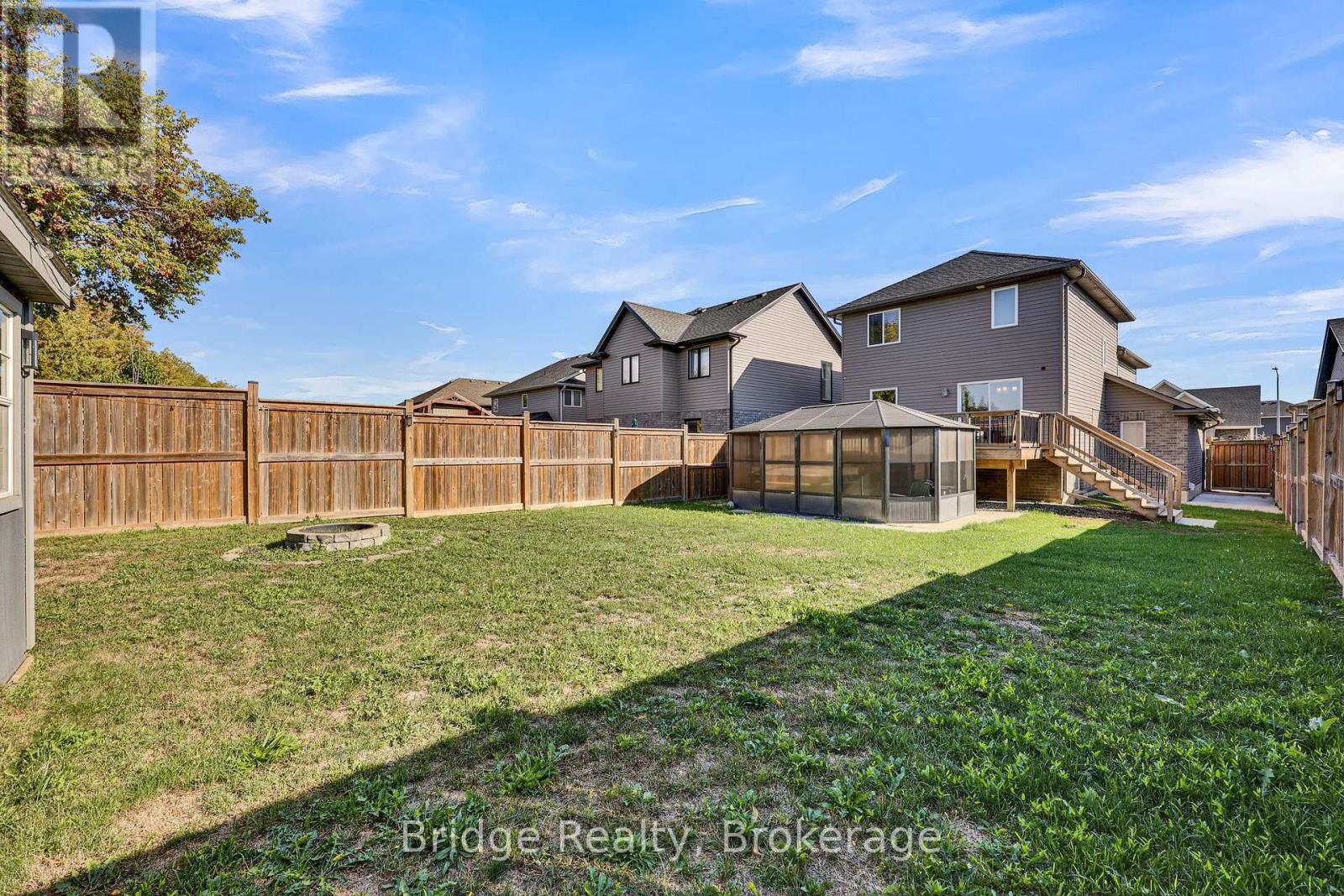 58 Pearl Street, Tillsonburg, Ontario  N4G 0A3 - Photo 46 - X12459155