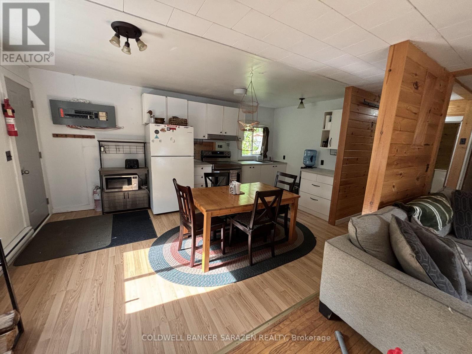 117 Raycroft Peninsula Point, Lanark Highlands, Ontario  K0A 3L0 - Photo 14 - X12459069