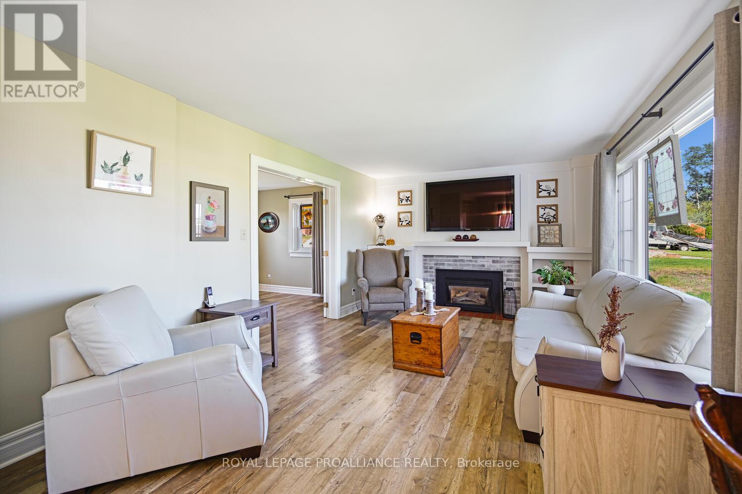 825 Joseph Street, Edwardsburgh/cardinal, Ontario  K0E 1E0 - Photo 13 - X12459152