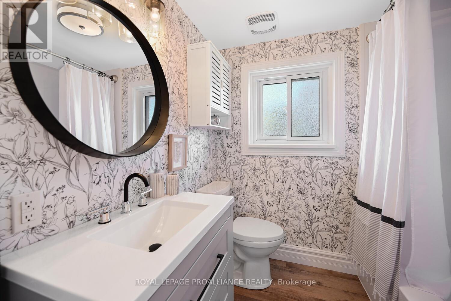 825 Joseph Street, Edwardsburgh/cardinal, Ontario  K0E 1E0 - Photo 23 - X12459152