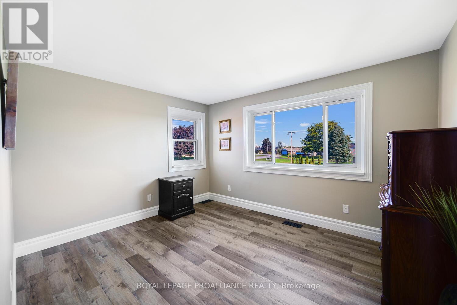 825 Joseph Street, Edwardsburgh/cardinal, Ontario  K0E 1E0 - Photo 24 - X12459152