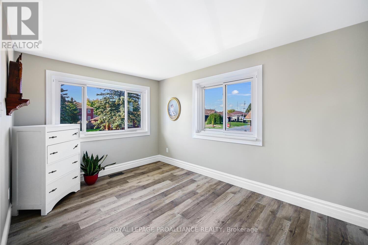 825 Joseph Street, Edwardsburgh/cardinal, Ontario  K0E 1E0 - Photo 25 - X12459152