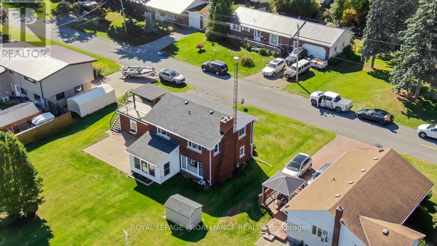 825 Joseph Street, Edwardsburgh/cardinal, Ontario  K0E 1E0 - Photo 31 - X12459152