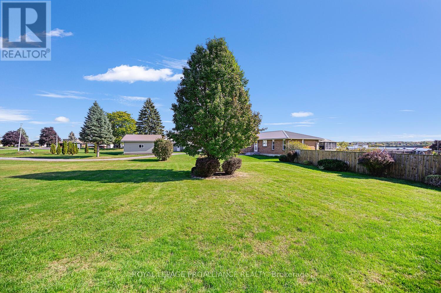 825 Joseph Street, Edwardsburgh/cardinal, Ontario  K0E 1E0 - Photo 33 - X12459152