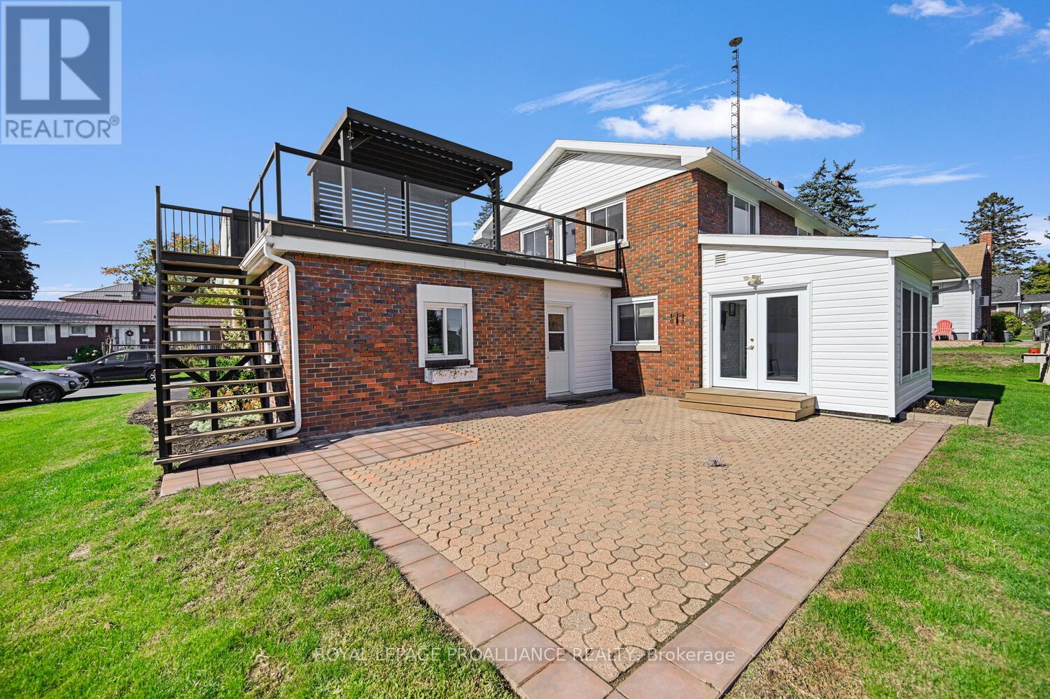 825 Joseph Street, Edwardsburgh/cardinal, Ontario  K0E 1E0 - Photo 34 - X12459152