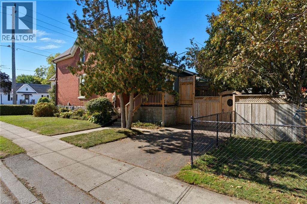 118 Mary Street, Brantford, Ontario  N3S 3B7 - Photo 28 - 40776495