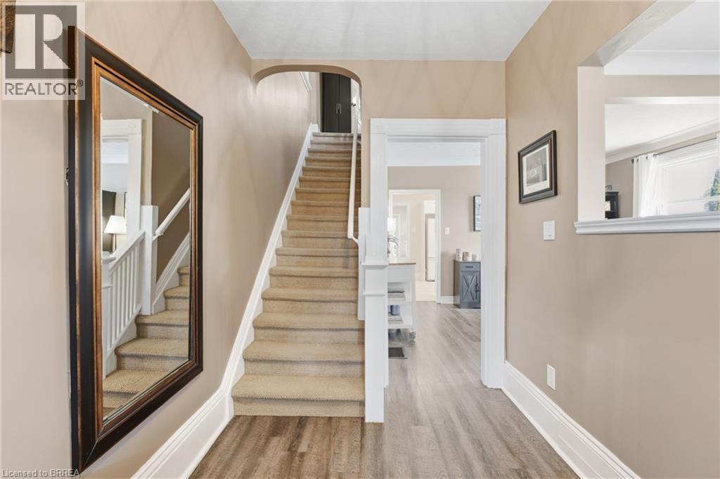 118 Mary Street, Brantford, Ontario  N3S 3B7 - Photo 6 - 40776495