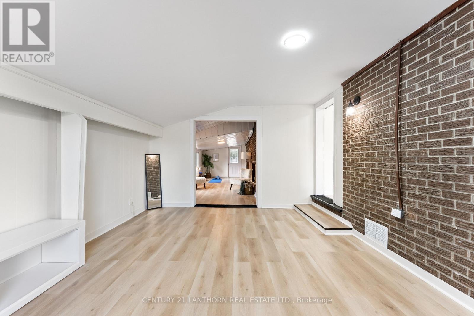 94 Rollins Drive, Belleville, Ontario  K8N 4J5 - Photo 13 - X12379192