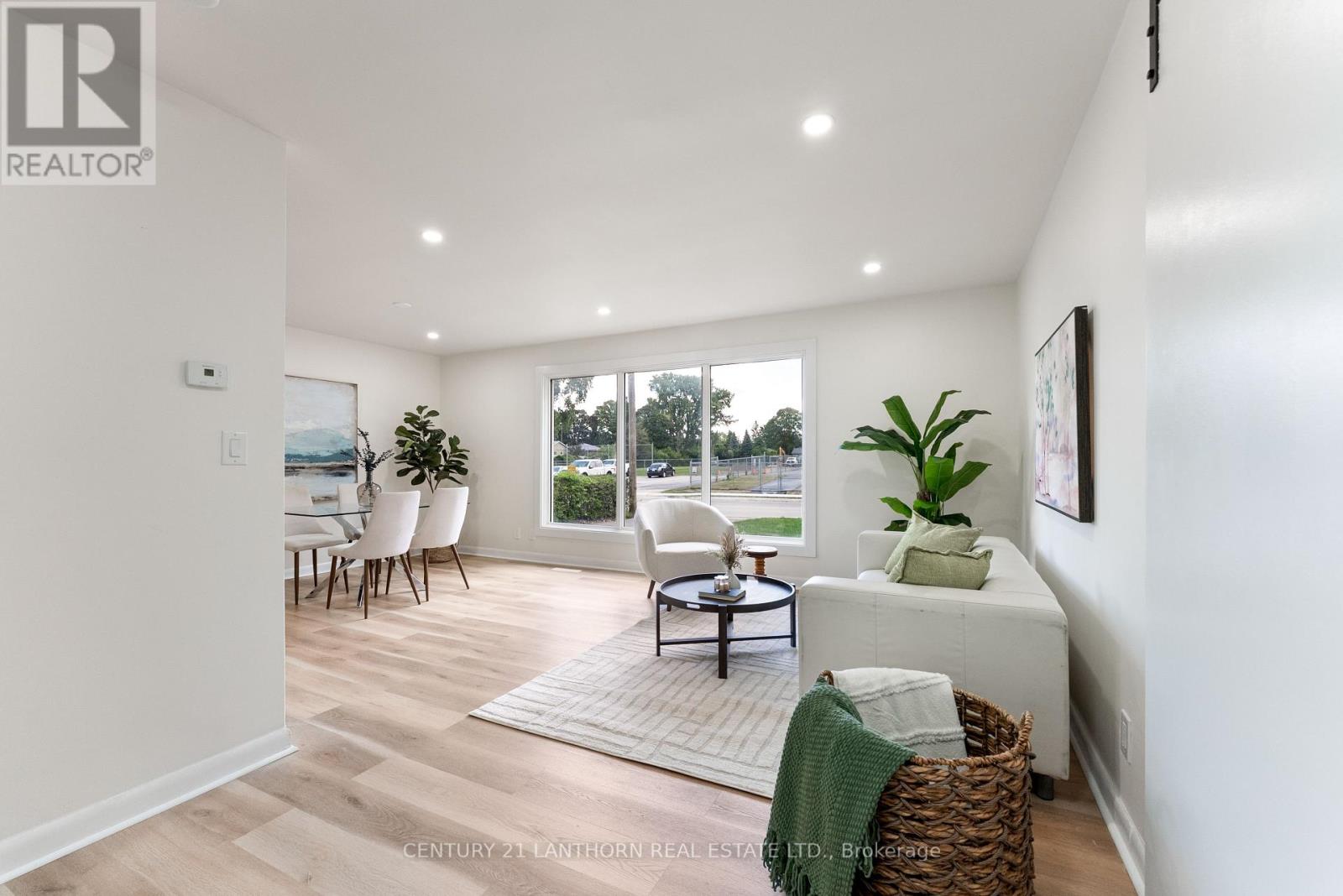 94 Rollins Drive, Belleville, Ontario  K8N 4J5 - Photo 3 - X12379192